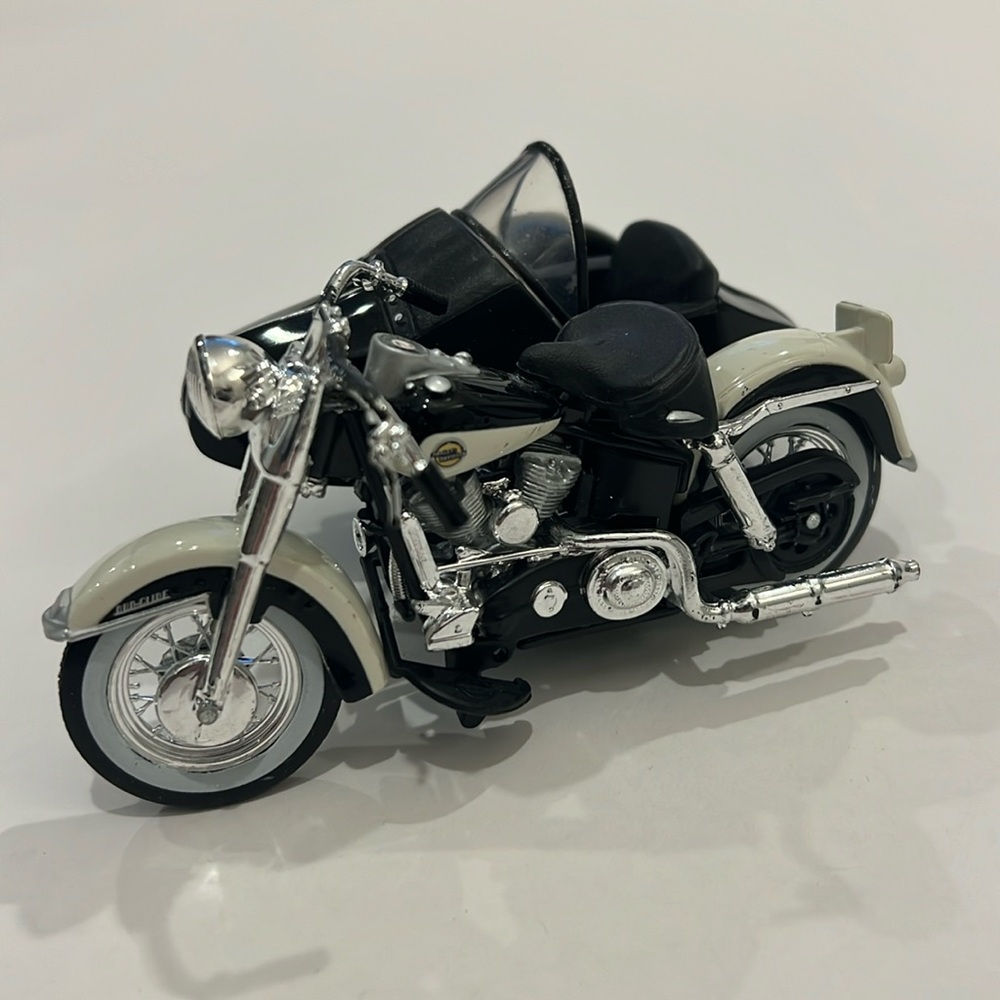 Harley Davidson 1958 FLH Duo Glide